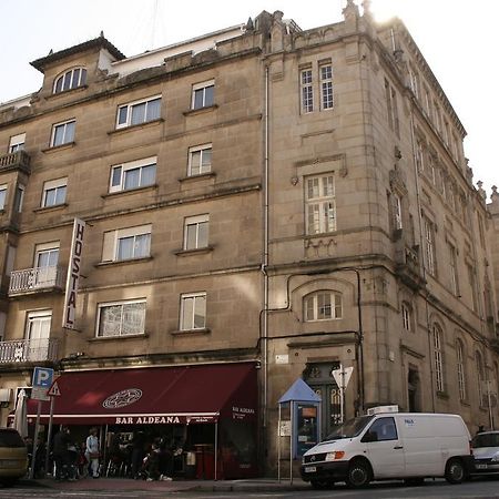 Pensión Residencia Buenos Aires Vigo Exterior foto