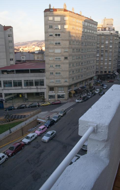 Pensión Residencia Buenos Aires Vigo Exterior foto