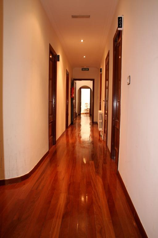 Pensión Residencia Buenos Aires Vigo Exterior foto